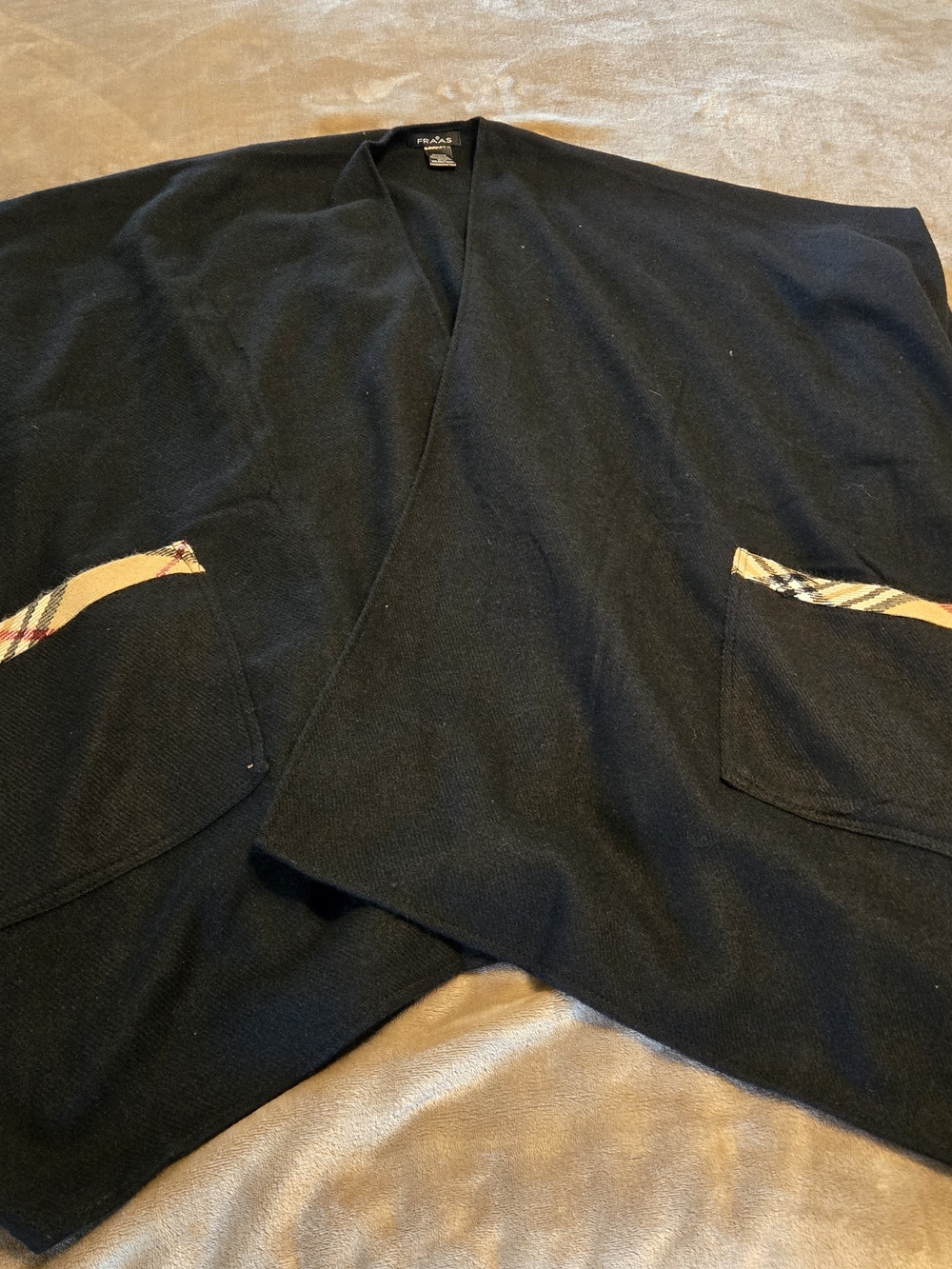 Fraas Black Open-Front Jacket with Plaid Pocket Accents